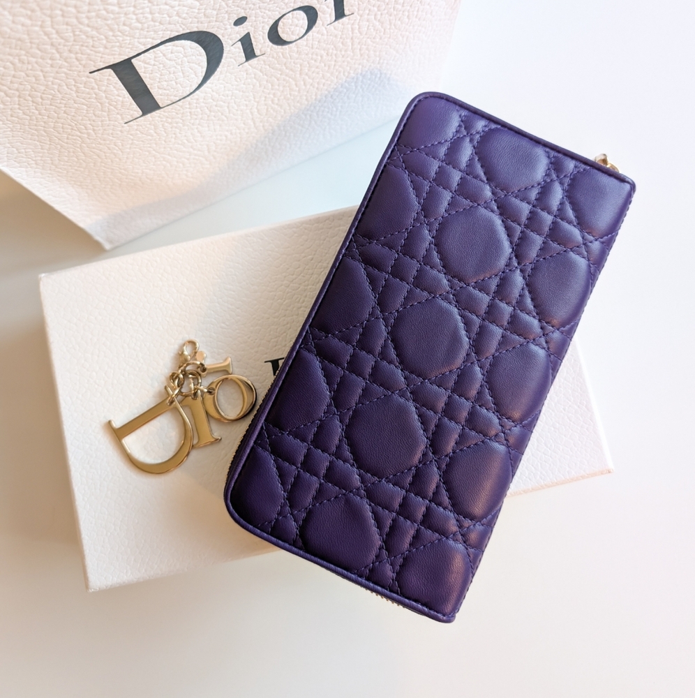 NWT Lady Dior Voyageur Cannage Lambskin Wallet In Violet